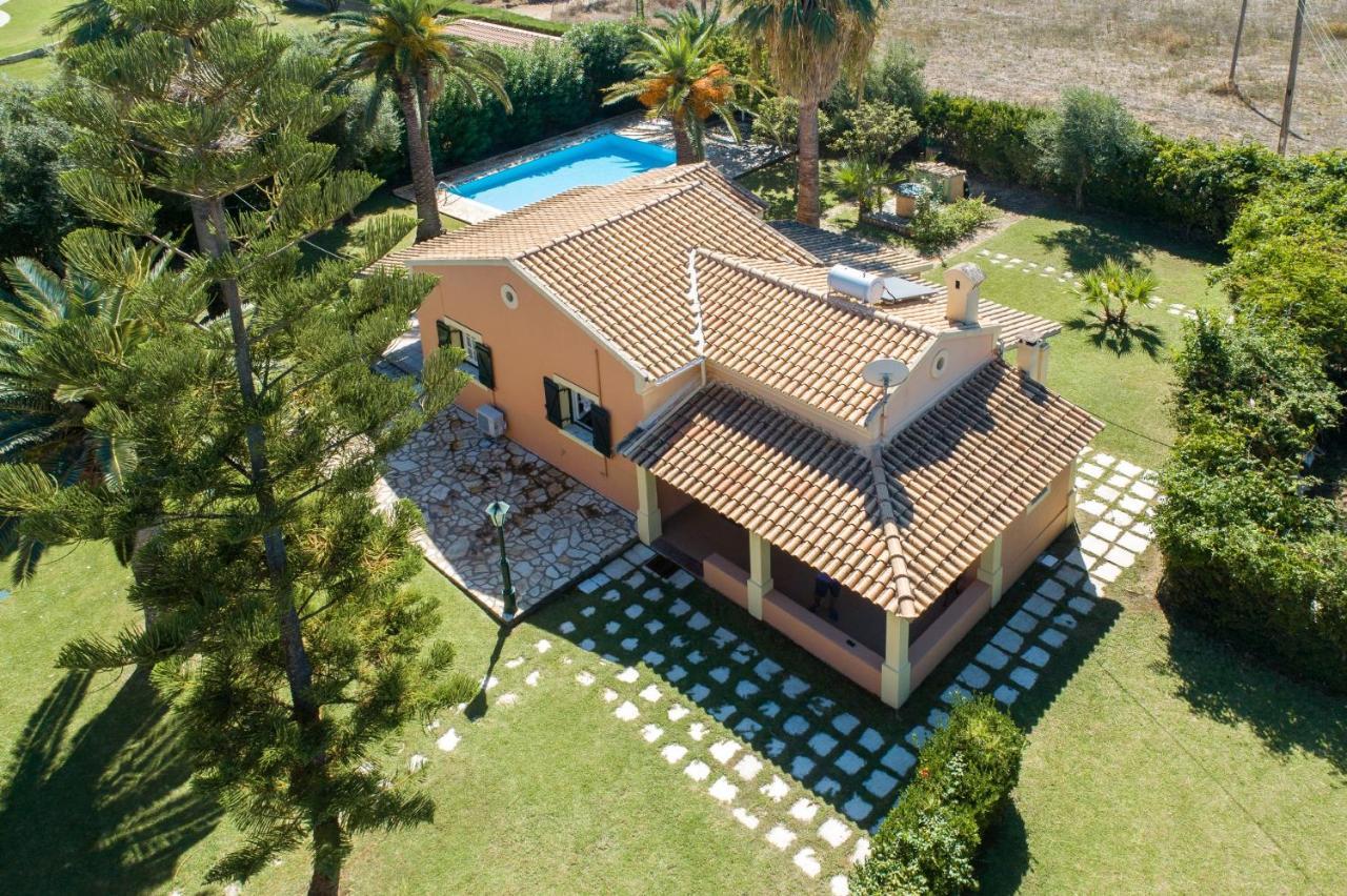 Villa Angelos Acharavi  Exteriör bild
