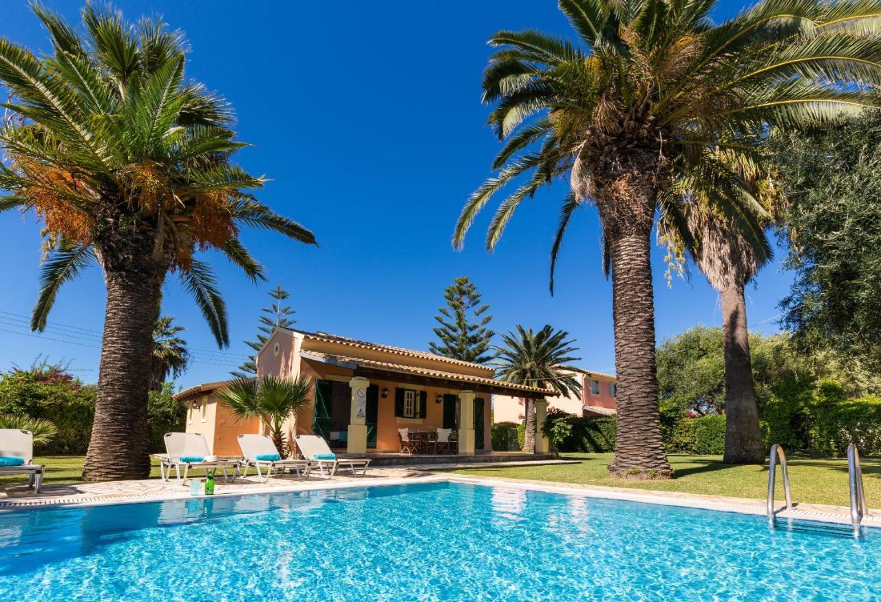 Villa Angelos Acharavi  Exteriör bild