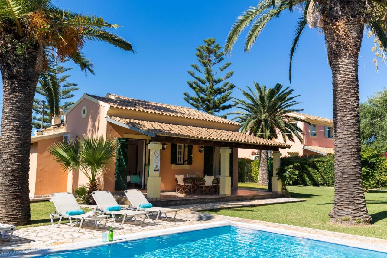Villa Angelos Acharavi  Exteriör bild