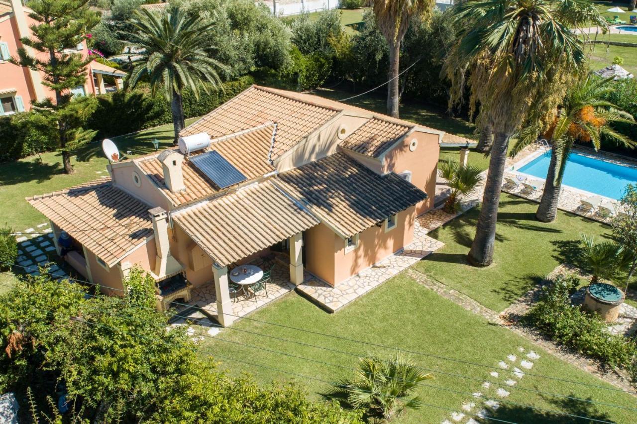 Villa Angelos Acharavi  Exteriör bild